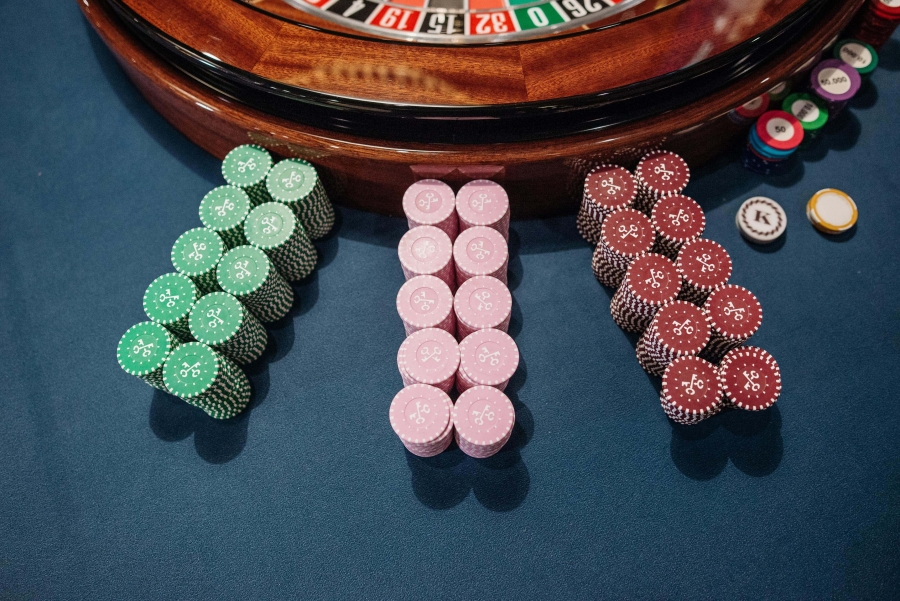The Power of Incentives: Exploring the Impact of Casino Bonuses and Promotions on Player Behavior