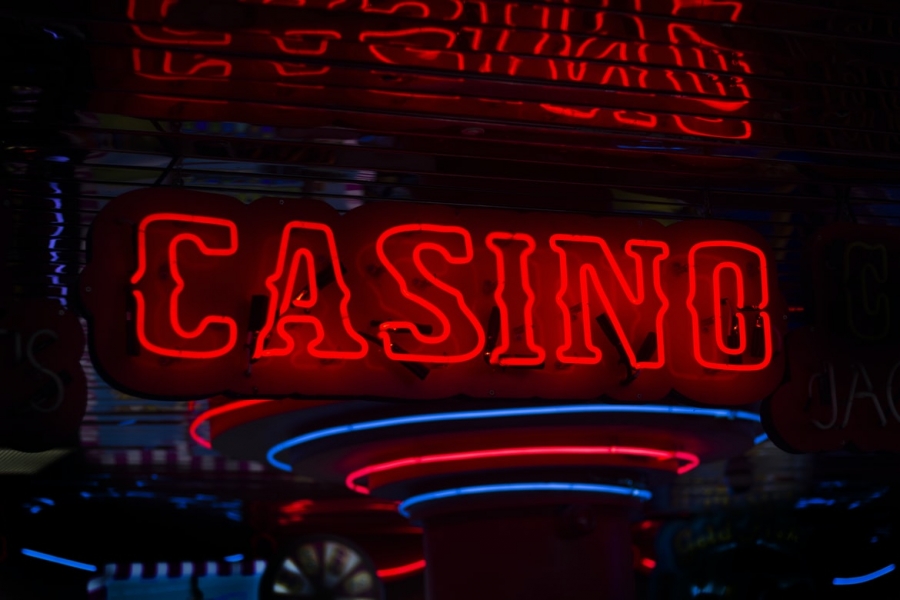 Winning at Casino Games – How to Improve Your Chances